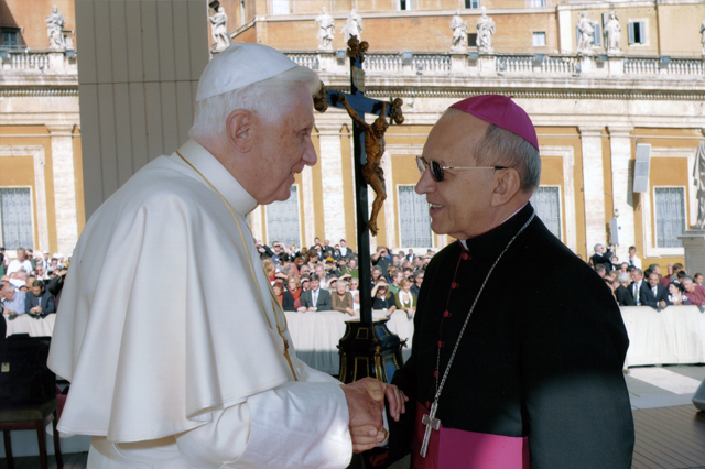 Dom Matias celebra 25 anos de episcopado